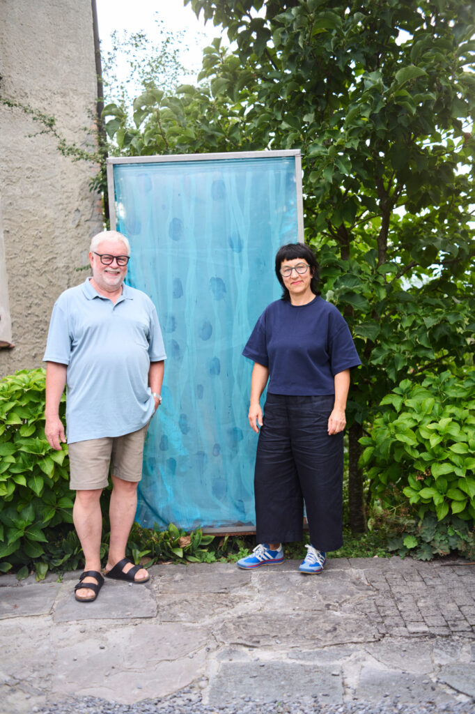 Kunstdusche Birgitt Konzett in der Galerie Fritz